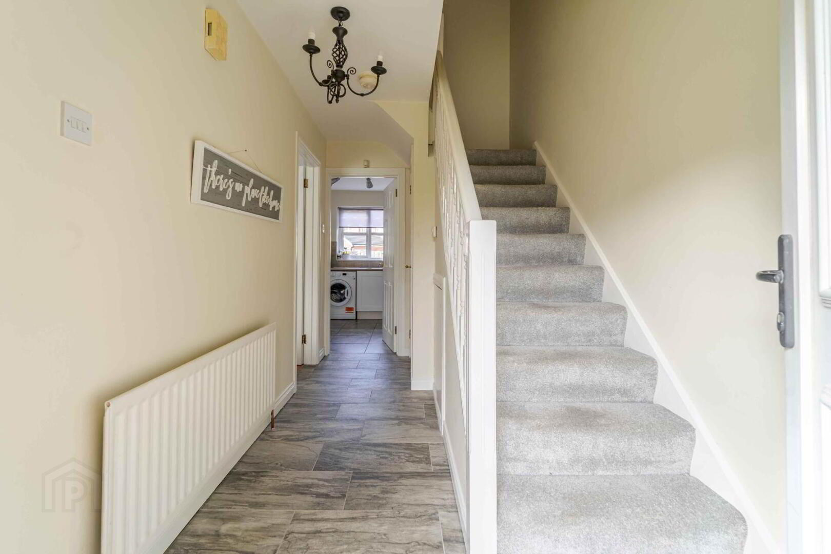 53 Knockdarragh Park 2 of 17