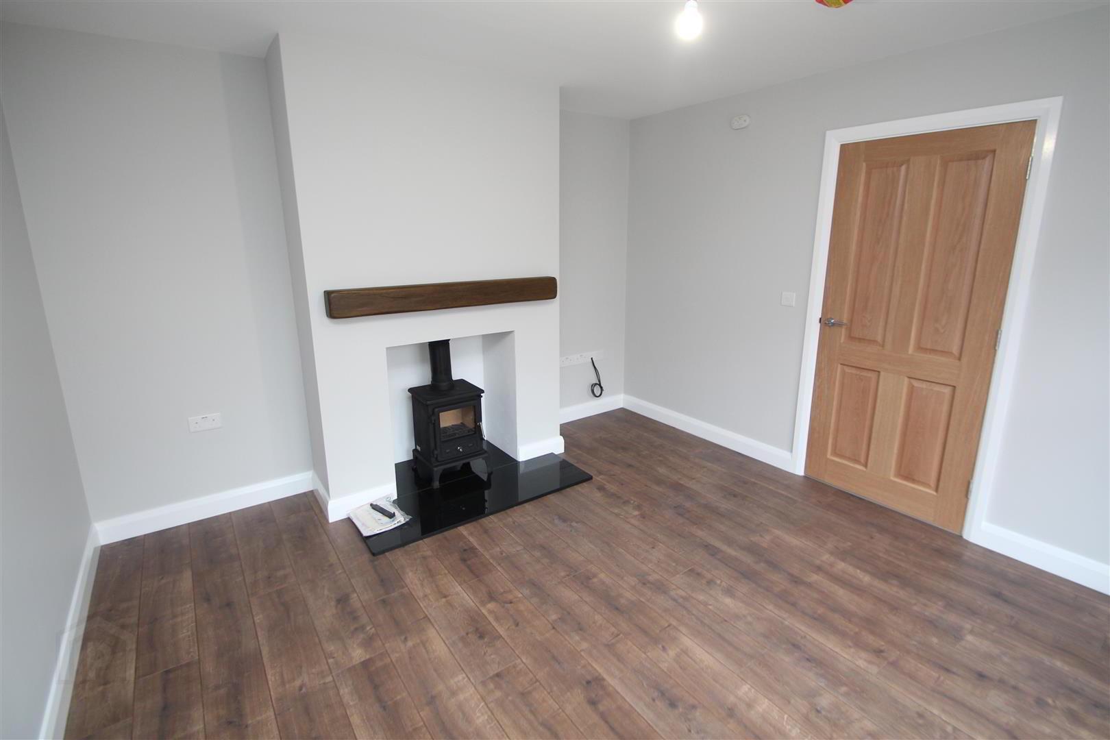 22 Weavers Court 3 of 13