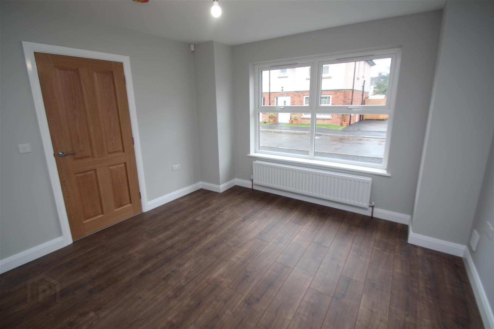 22 Weavers Court 4 of 13
