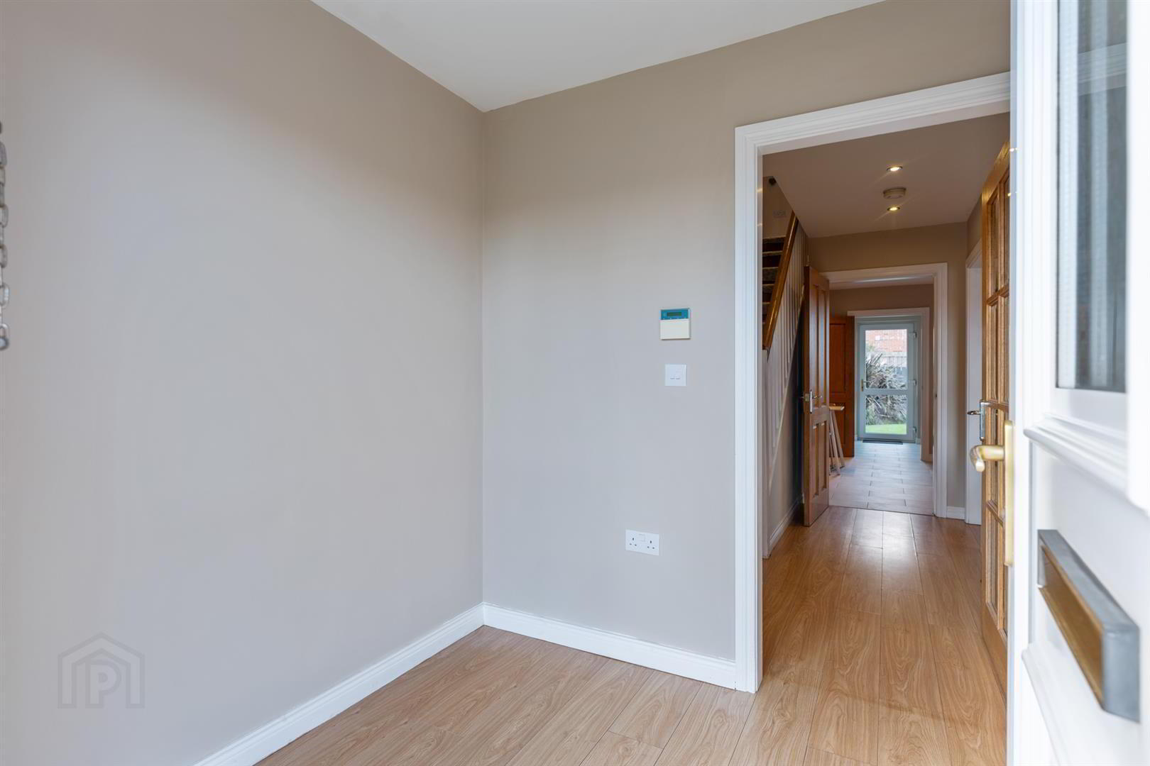17 St. Andrews Avenue 5 of 26