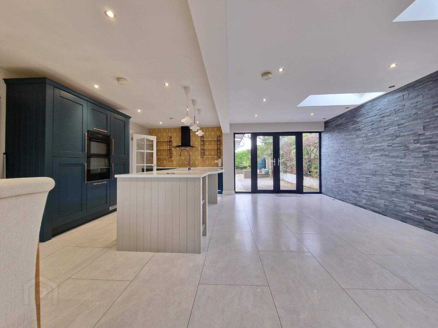 6 Glenbrae 7 of 28