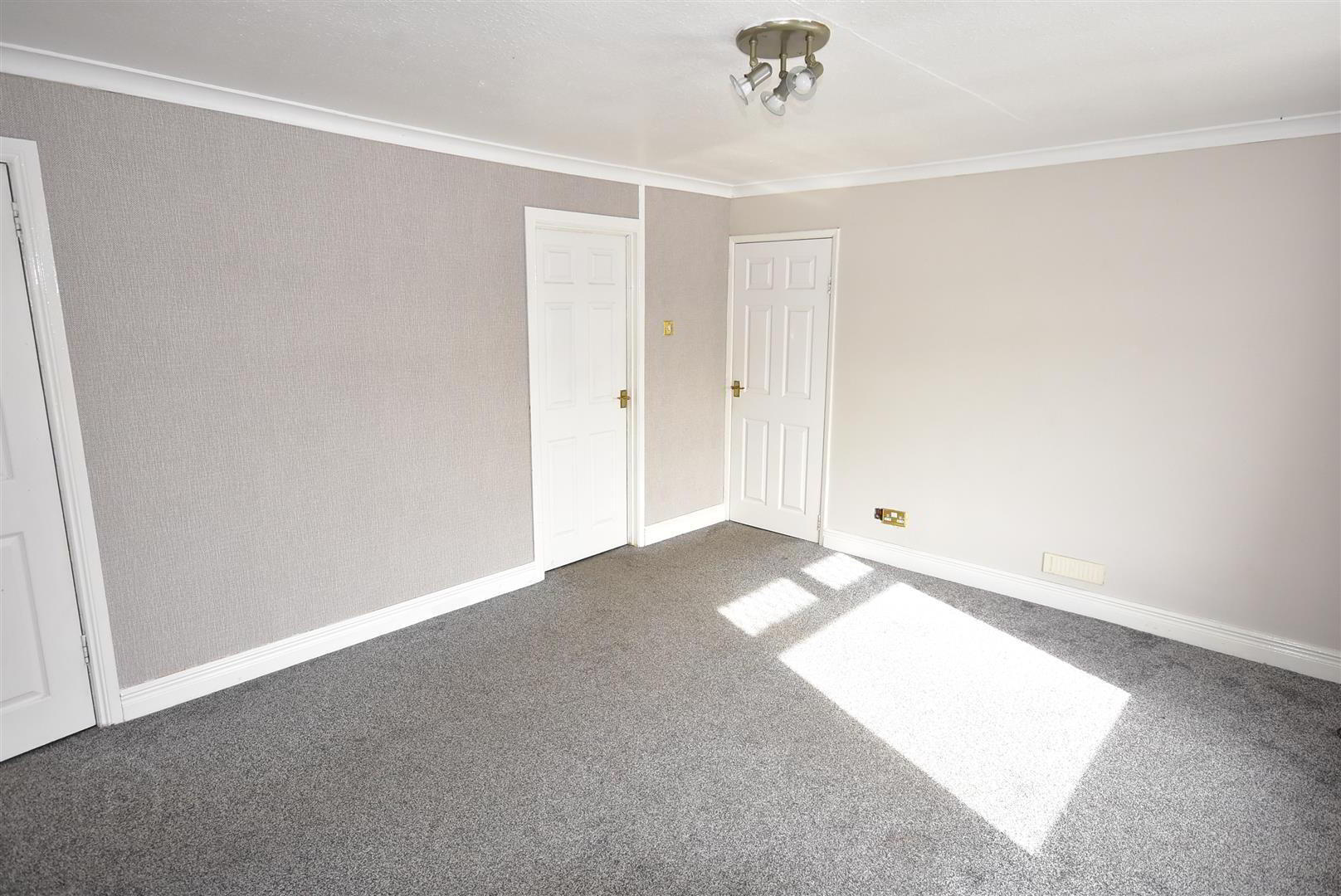 17b Greenpark Drive 8 of 21