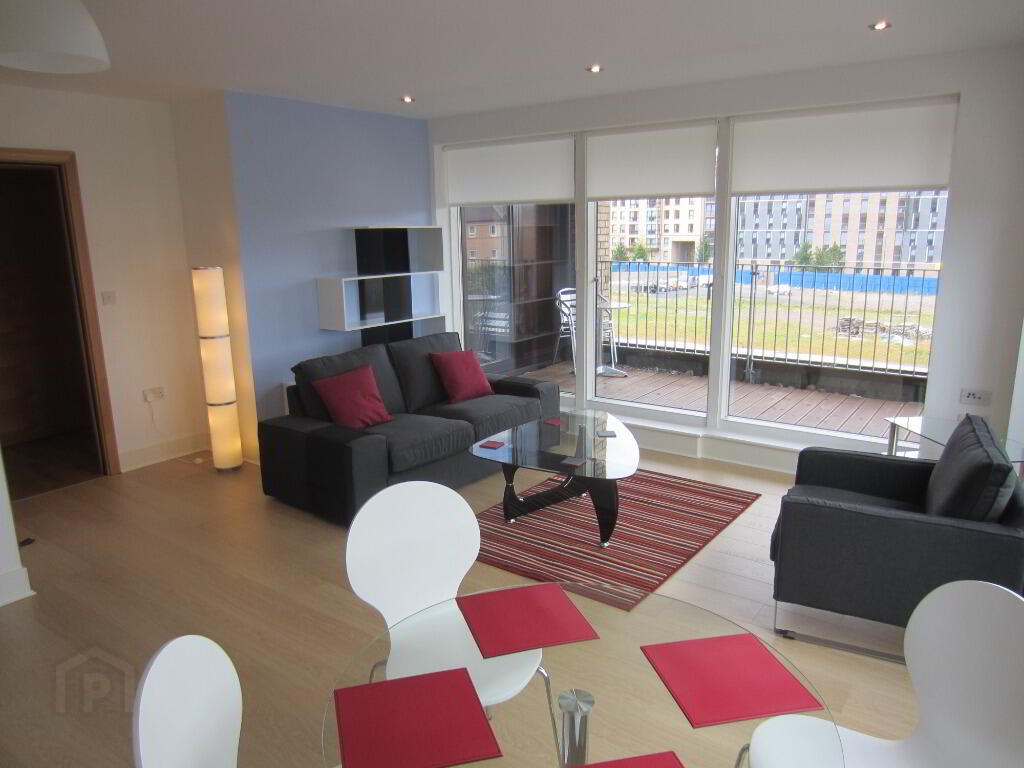 1 McEwan Square 4 of 11