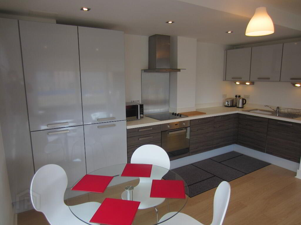 1 McEwan Square 5 of 11
