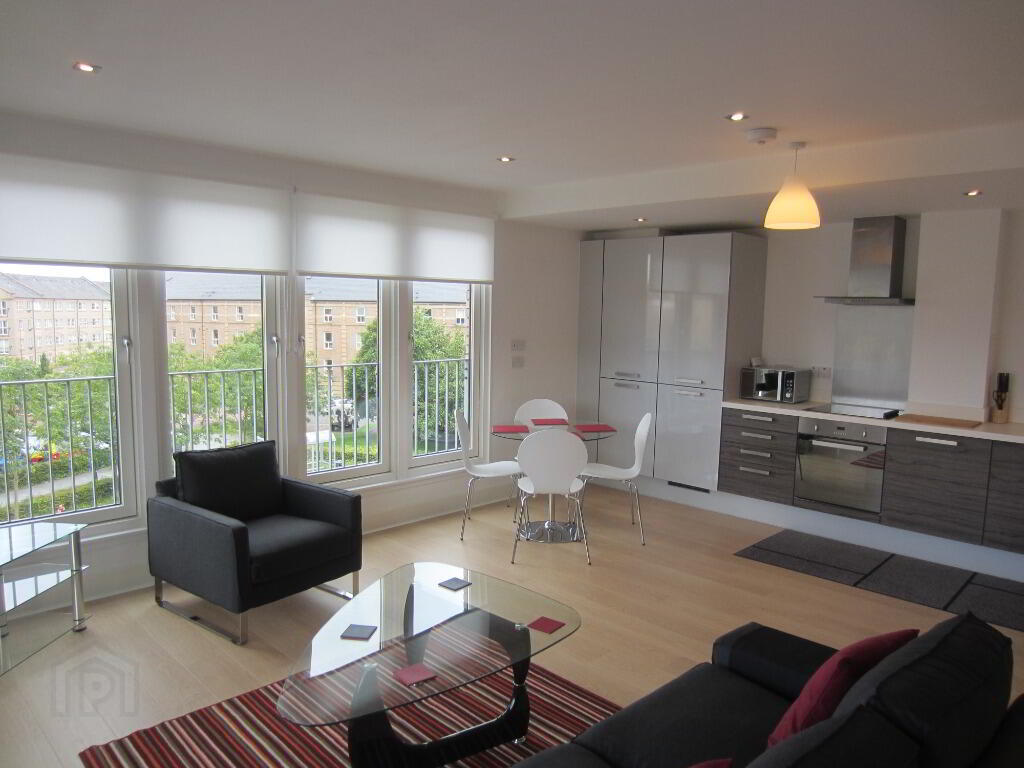 1 McEwan Square 6 of 11