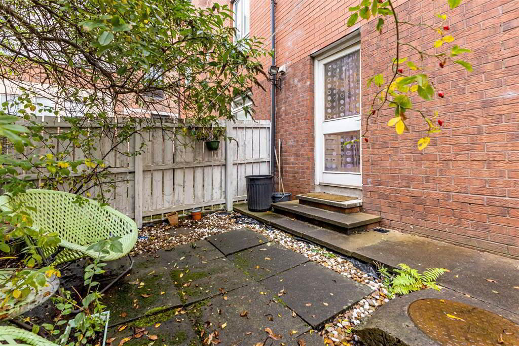 8 Ashburne Place 15 of 16