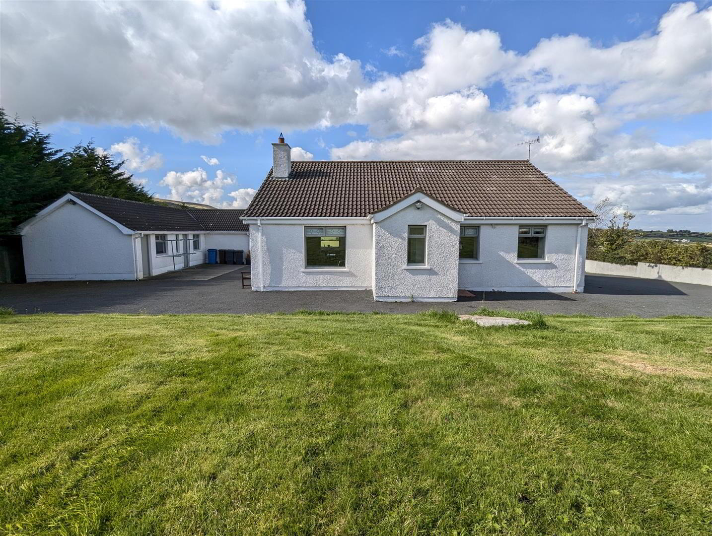 61 Leitrim Road 1 of 13