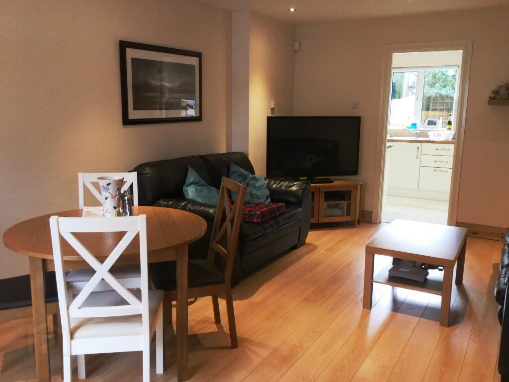 29 Ardenlee Crescent 2 of 8