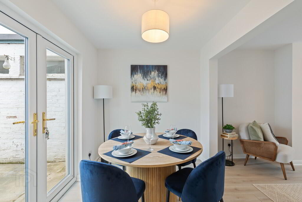 2 Heatherbell Street 5 of 20
