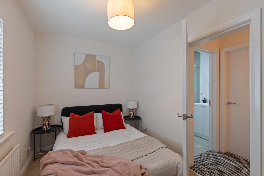 2 Heatherbell Street 15 of 20