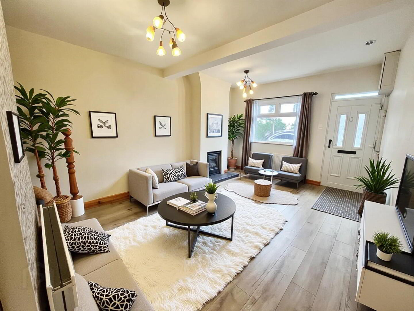 112 Grand Street 2 of 7