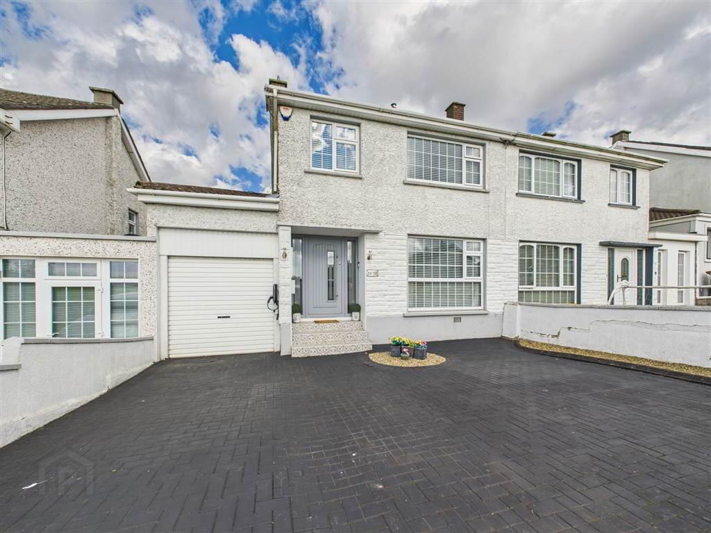10 Avondale Drive 1 of 11