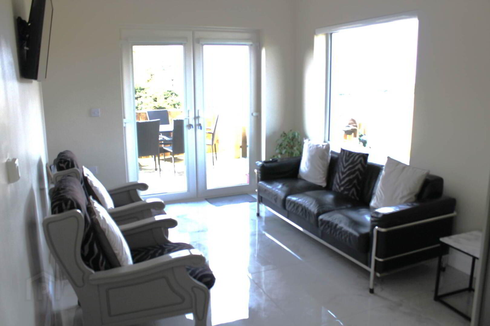 Biddys Cottage 5 of 12