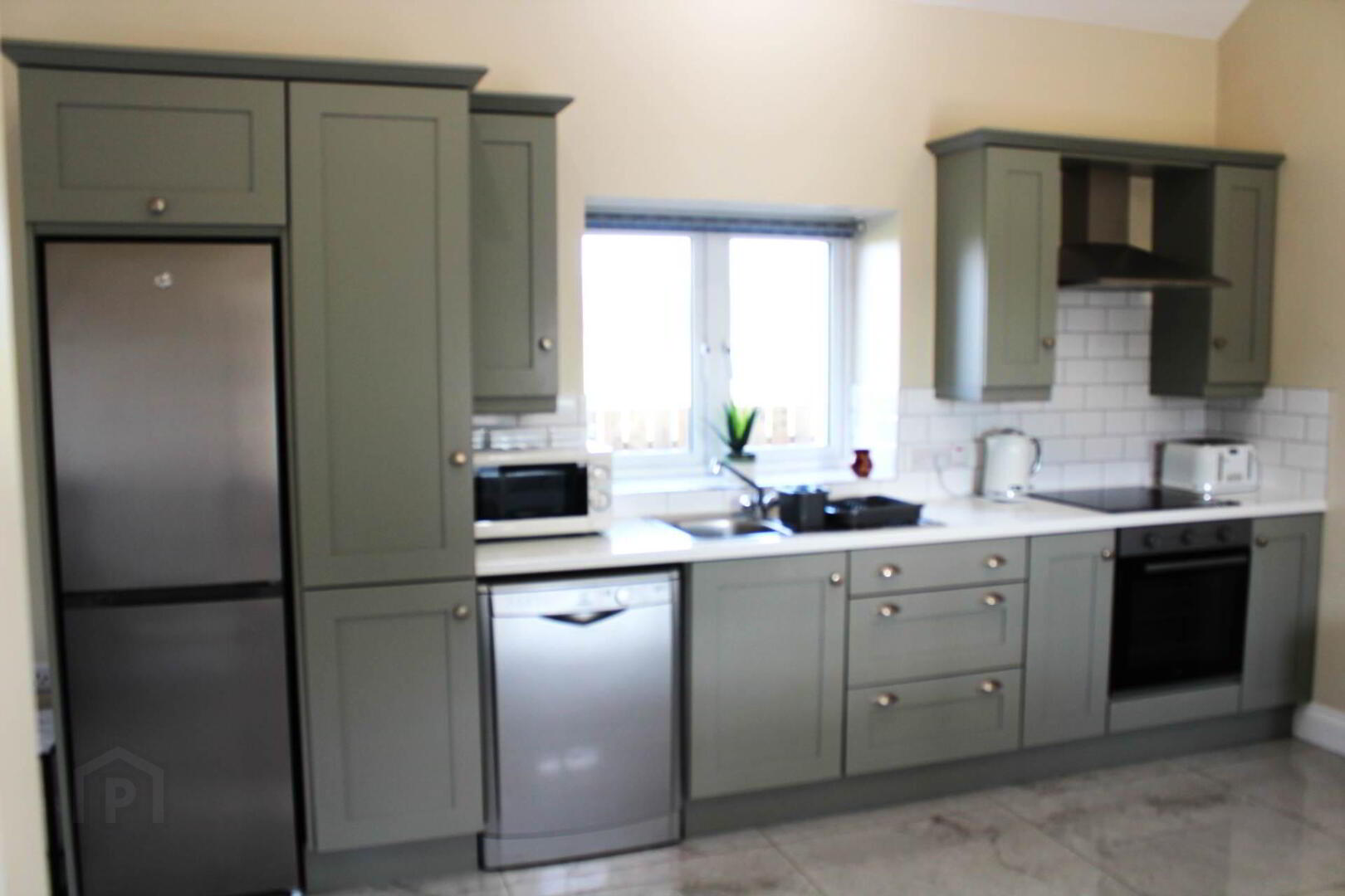 Biddys Cottage 3 of 12