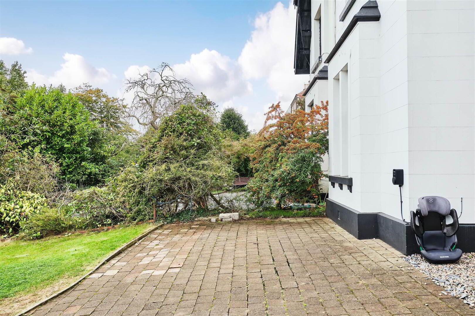 29 Millburn Road 2 of 37