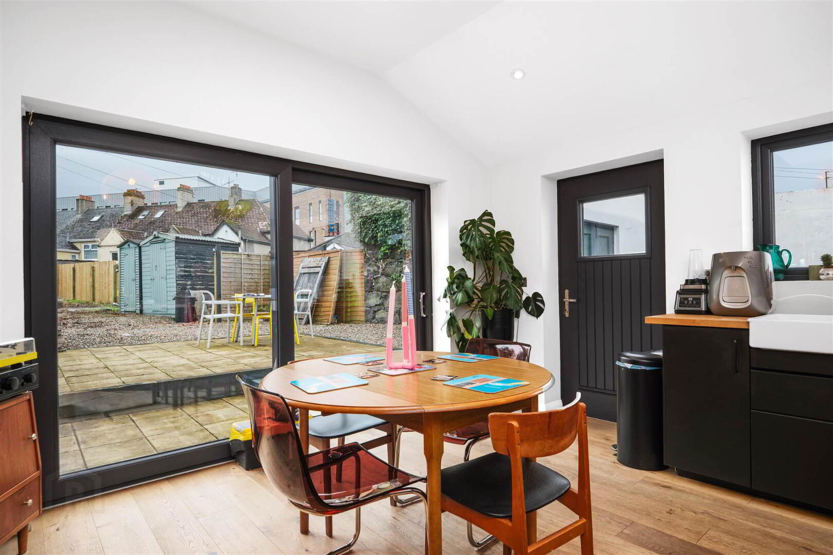 29 Millburn Road 15 of 37