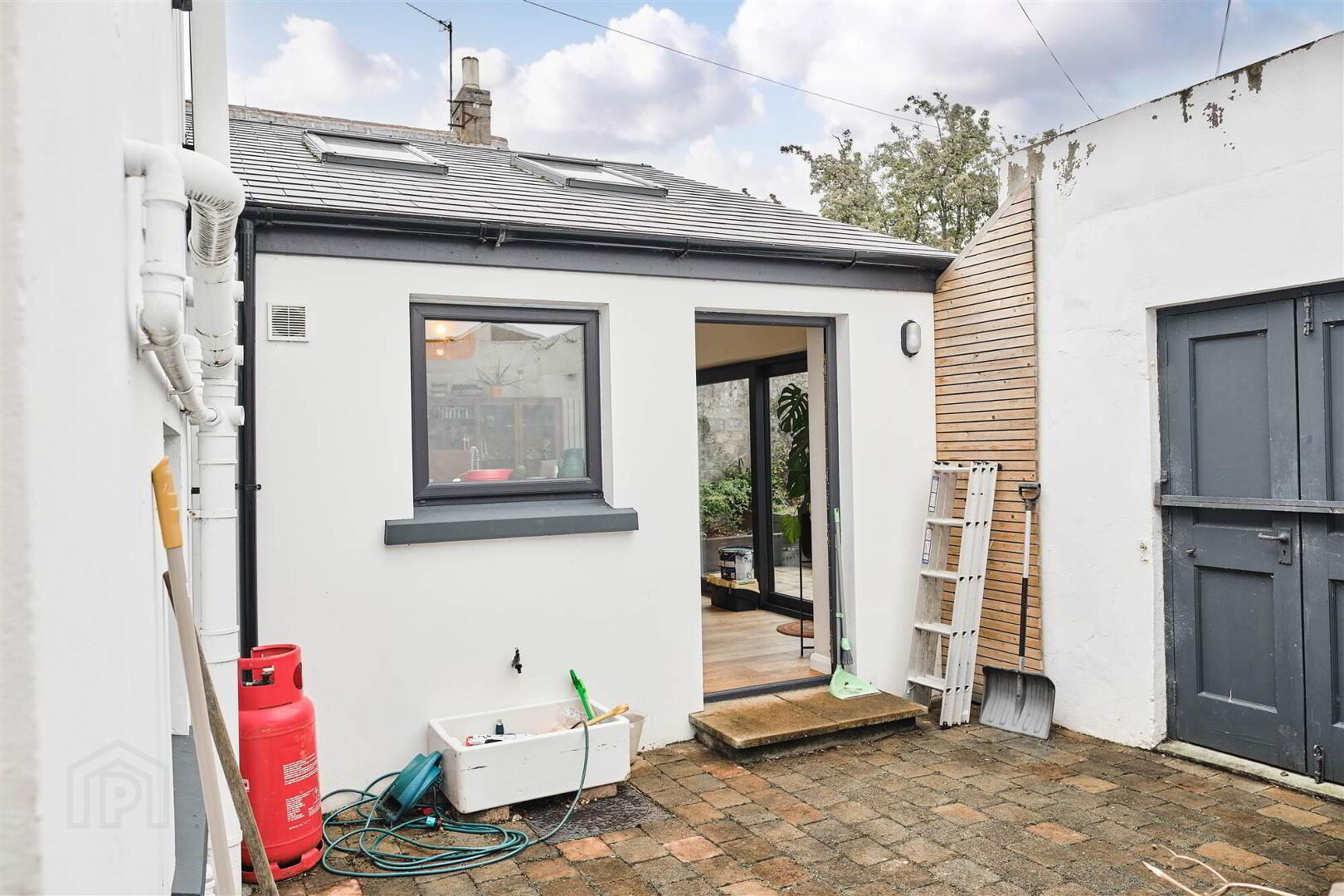 29 Millburn Road 27 of 37