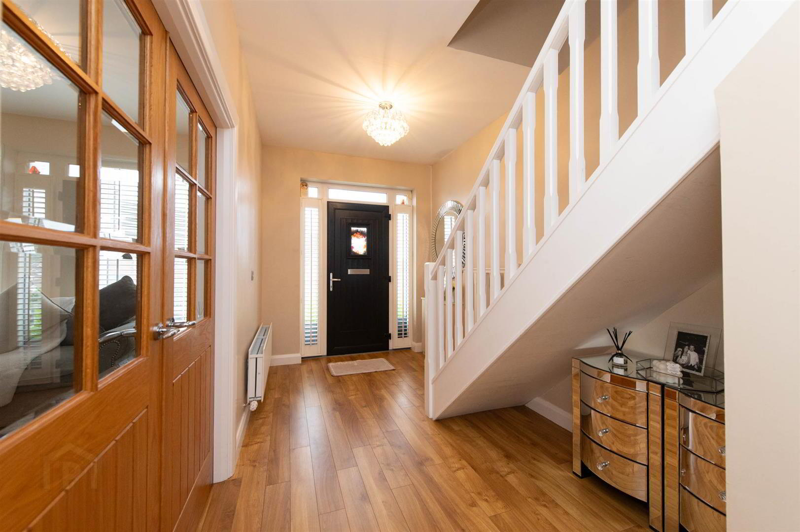 6 Demesne Crescent 3 of 38