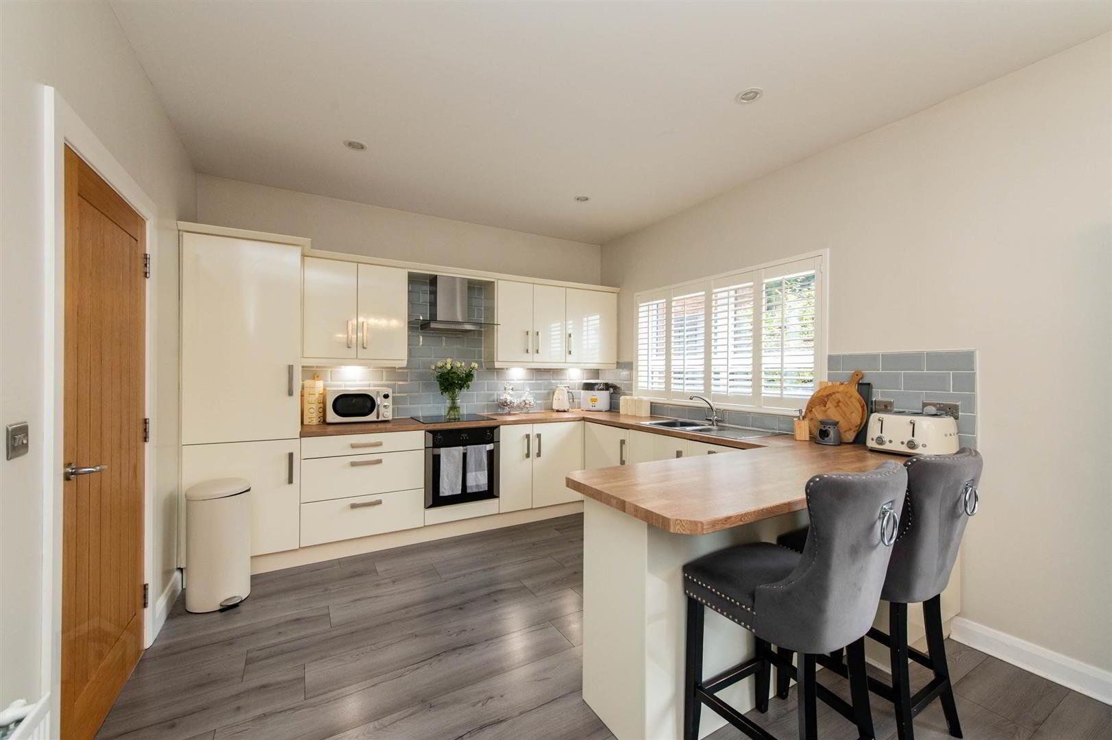 6 Demesne Crescent 9 of 38