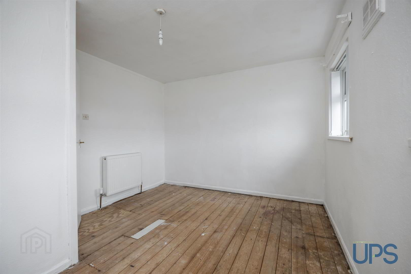 113 Ballymurphy Road 13 of 28