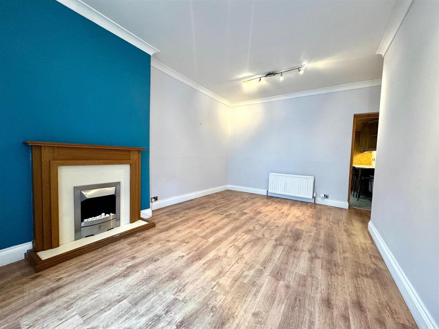 13 East Street 2 of 8