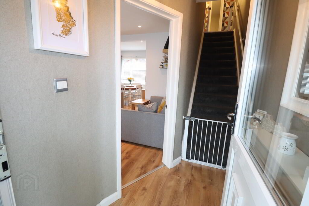 103 Church Crescent 4 of 22
