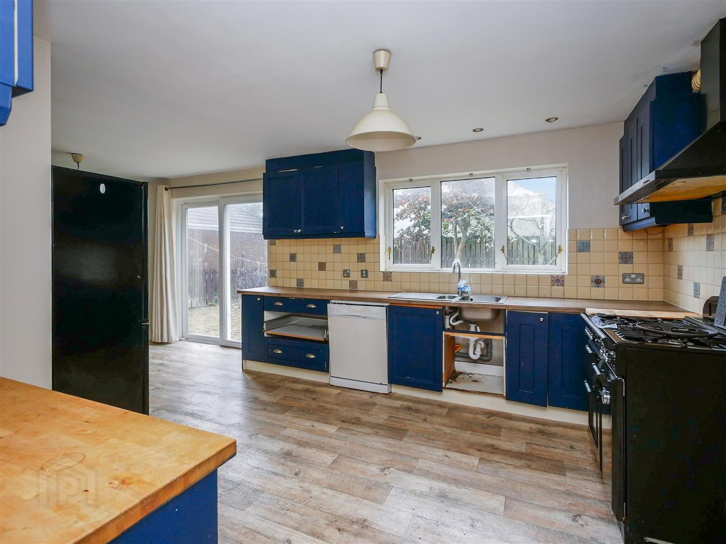 4 Baronscourt Lane 8 of 22