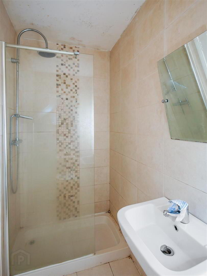 4 Baronscourt Lane 14 of 22
