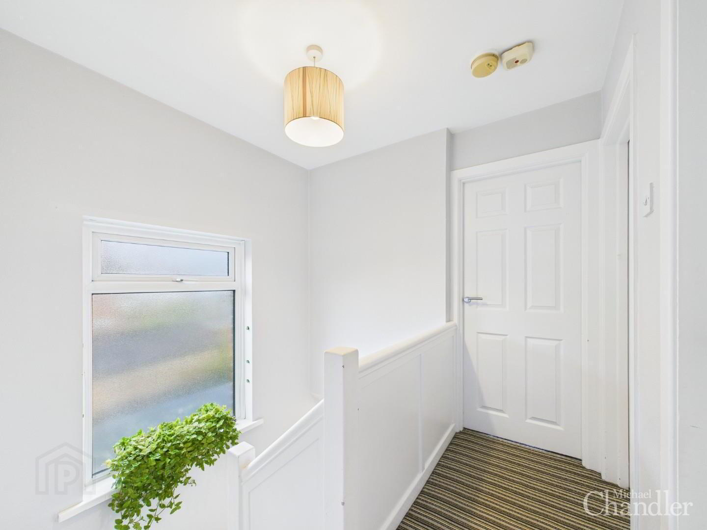3 Glendale Avenue North 12 of 22