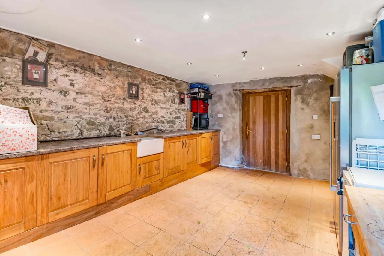 Derryvally House 27 of 47