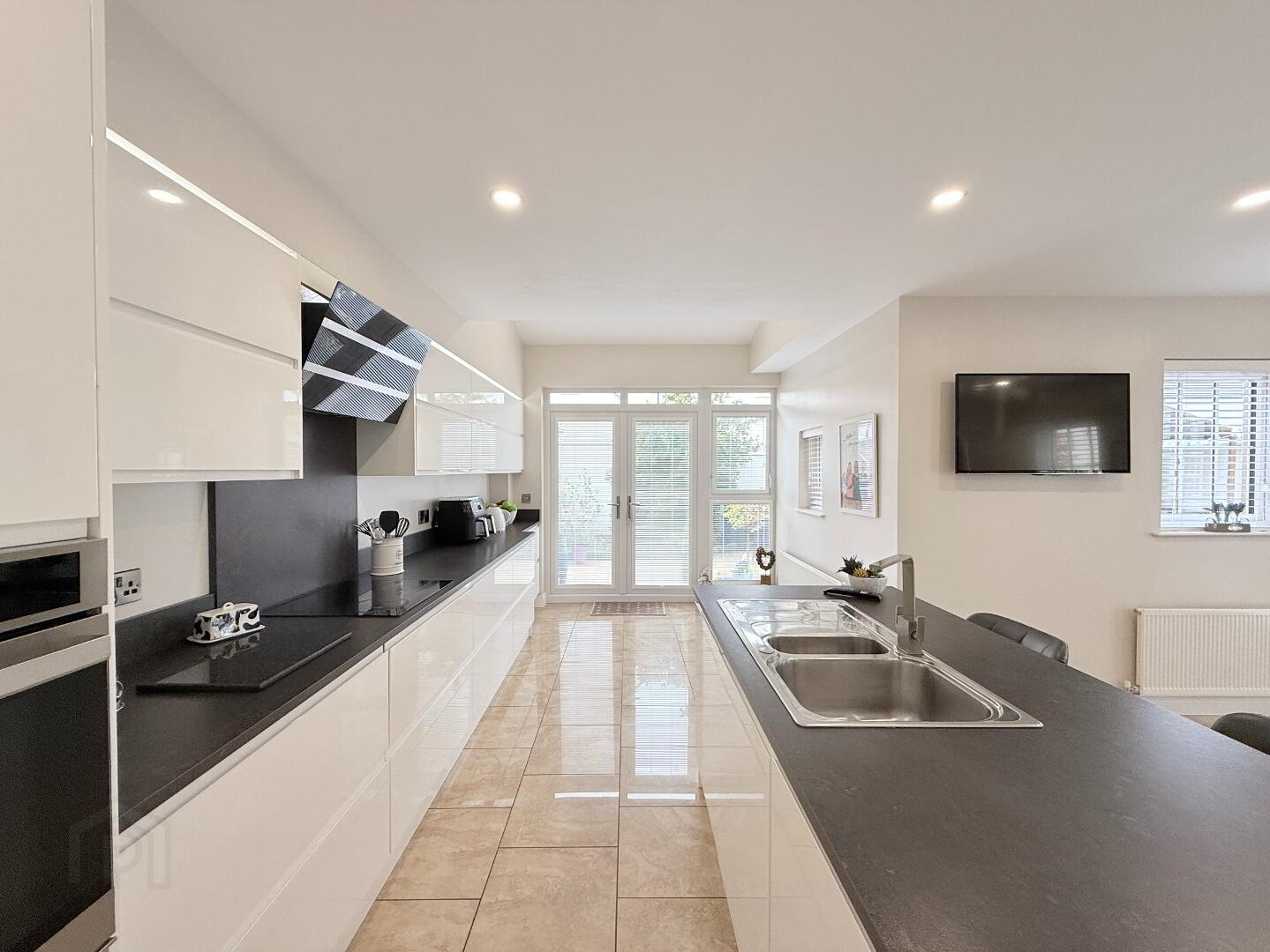 32 Abbeyfields 15 of 36