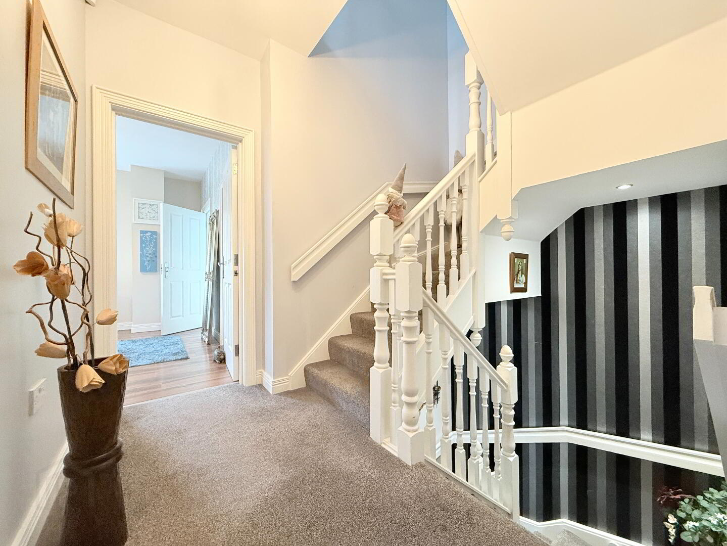 32 Abbeyfields 20 of 36
