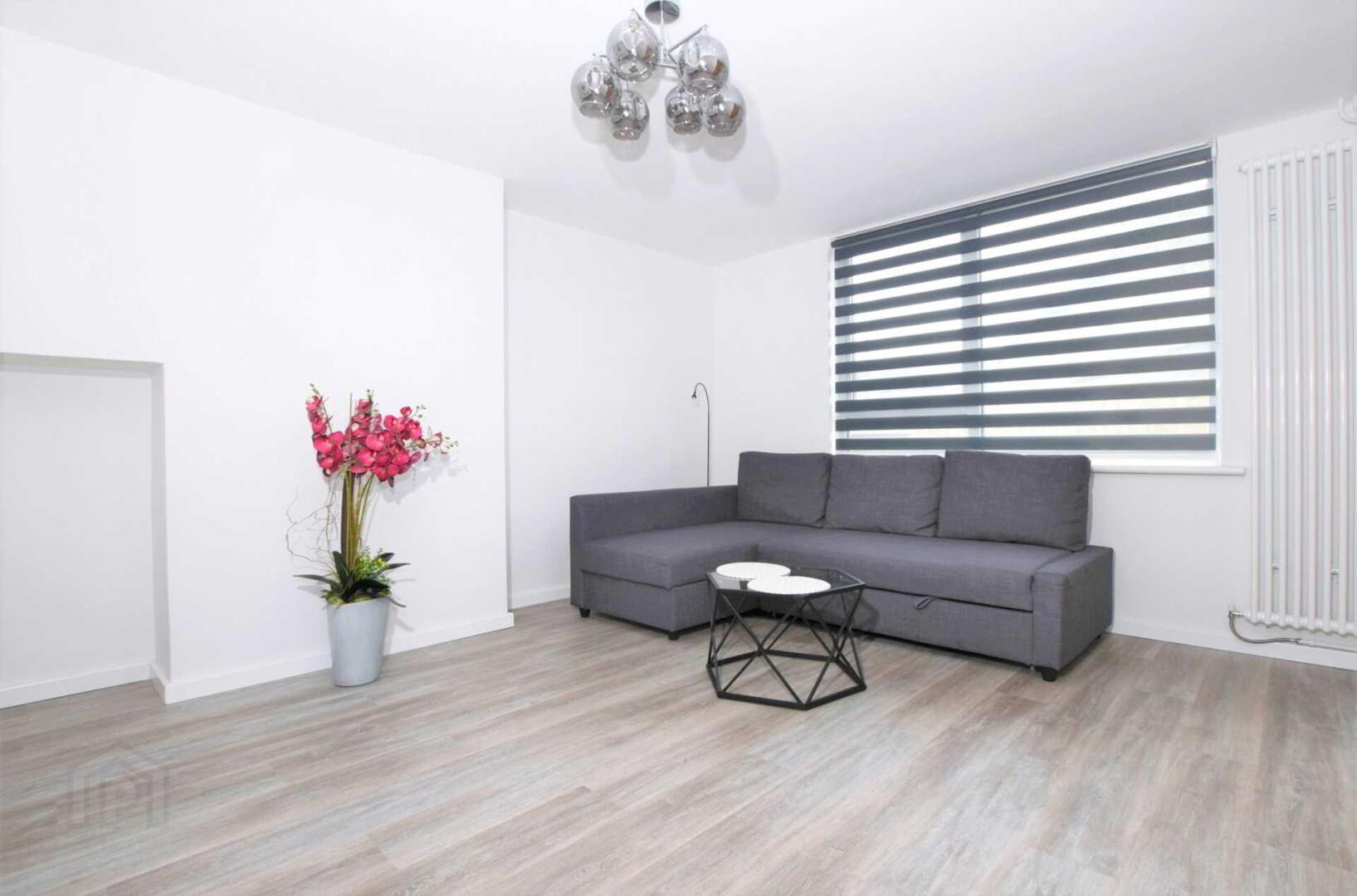 54 Glenmore Park 5 of 19