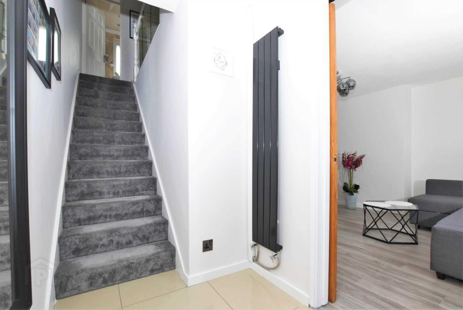 54 Glenmore Park 3 of 19
