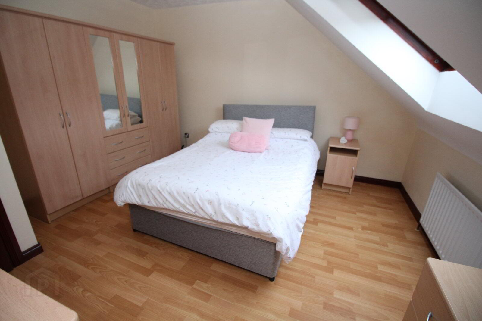 12 Craigs Road 16 of 18