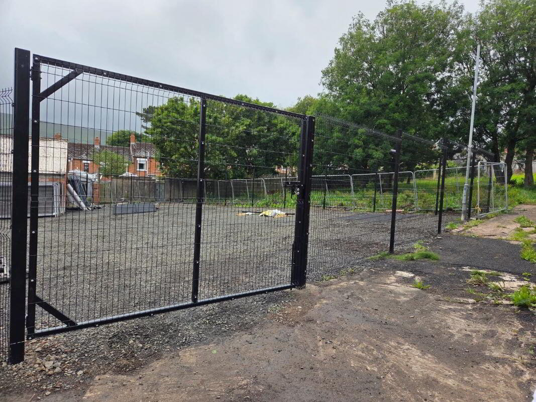 836a Crumlin Road 5 of 15
