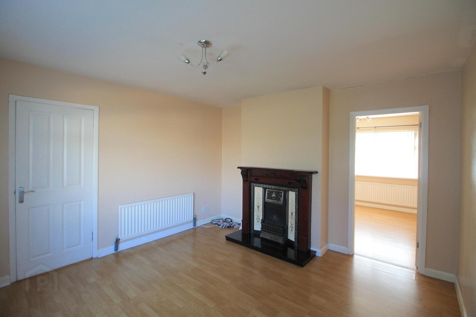 15 Knockview Drive 2 of 11