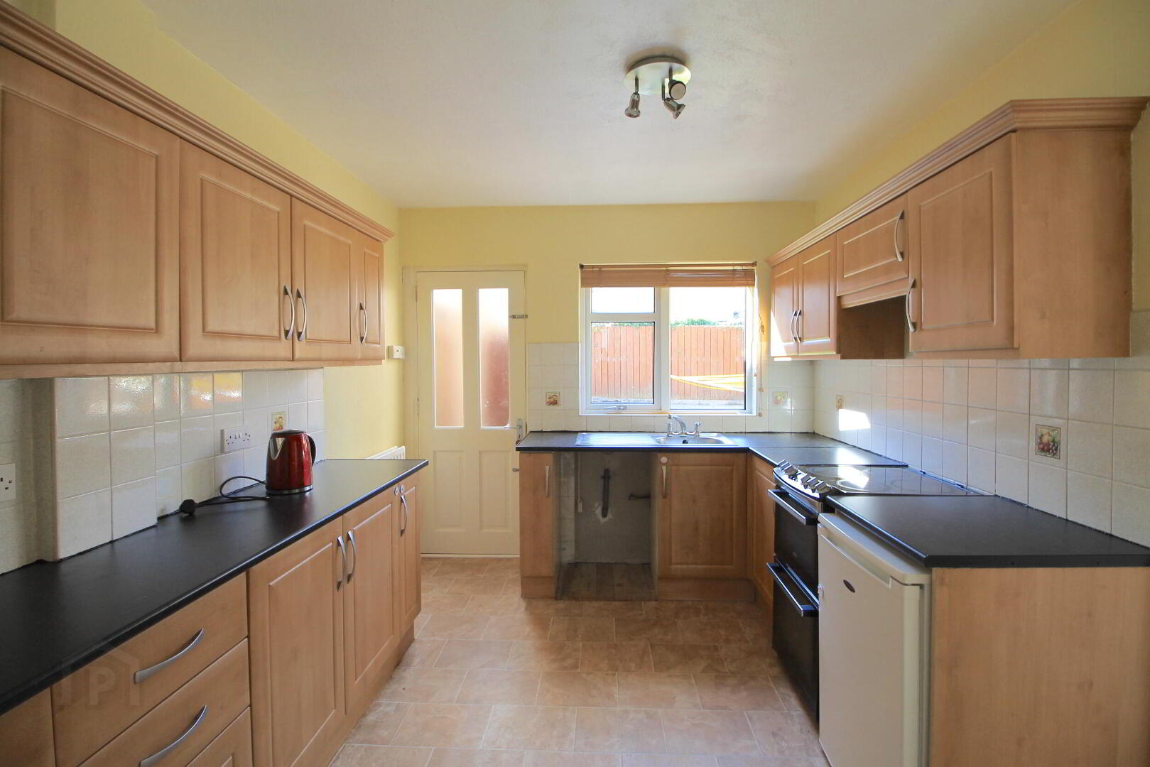 15 Knockview Drive 4 of 11