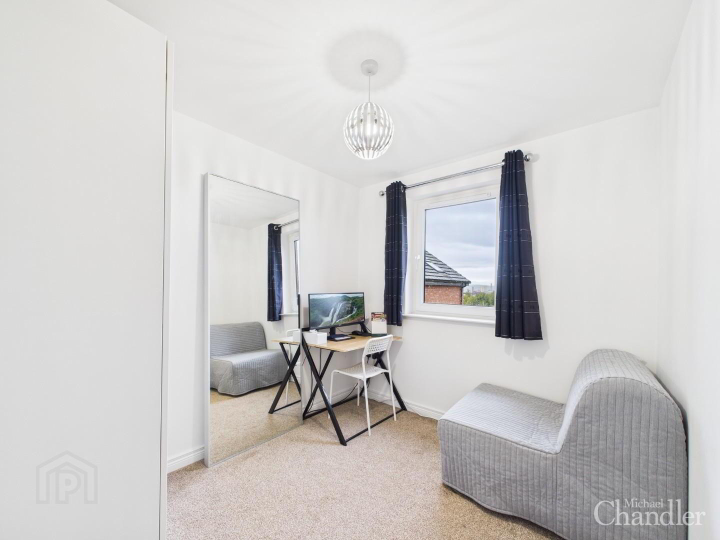 Apt 27, 3 West Circular Close 7 of 13