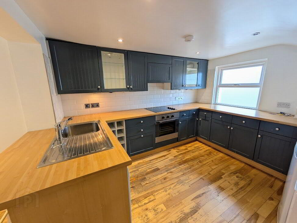 35 Groomsport Road 7 of 20