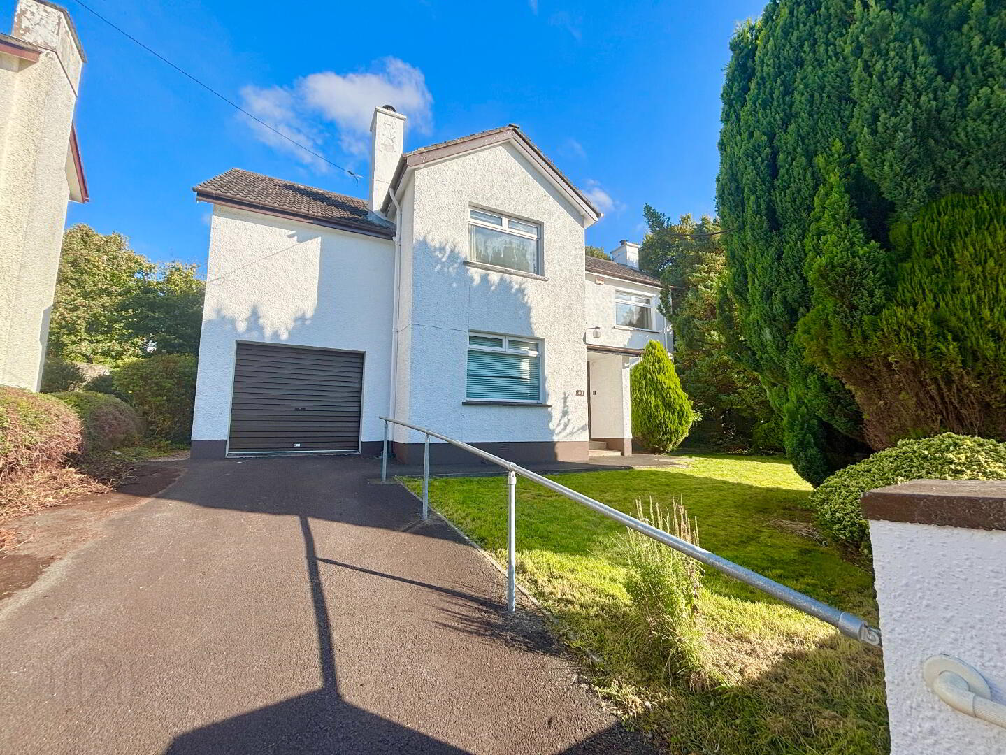 43 Tullymore Park 2 of 25