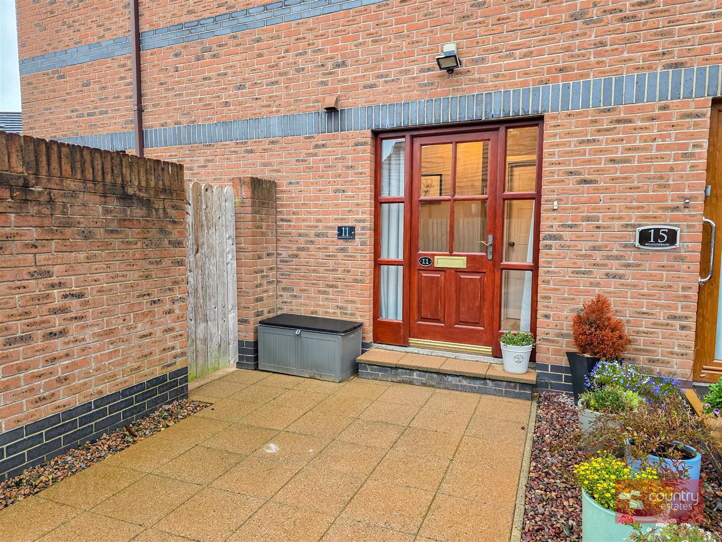 11 Meadowbank 3 of 38