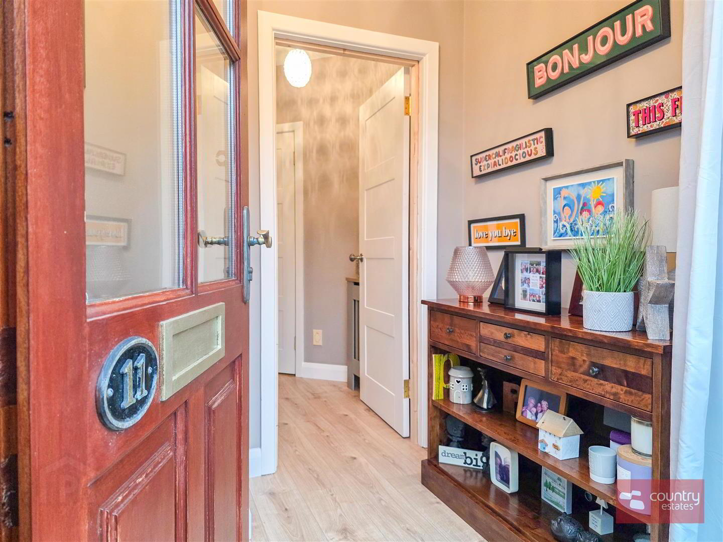 11 Meadowbank 5 of 38