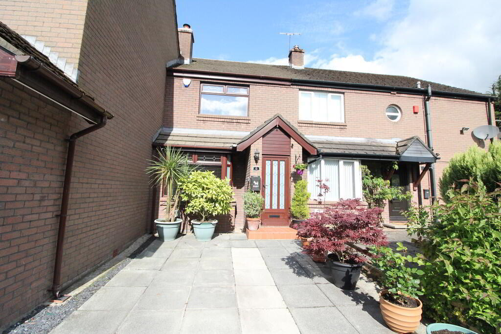 6 Somerton Close 1 of 18