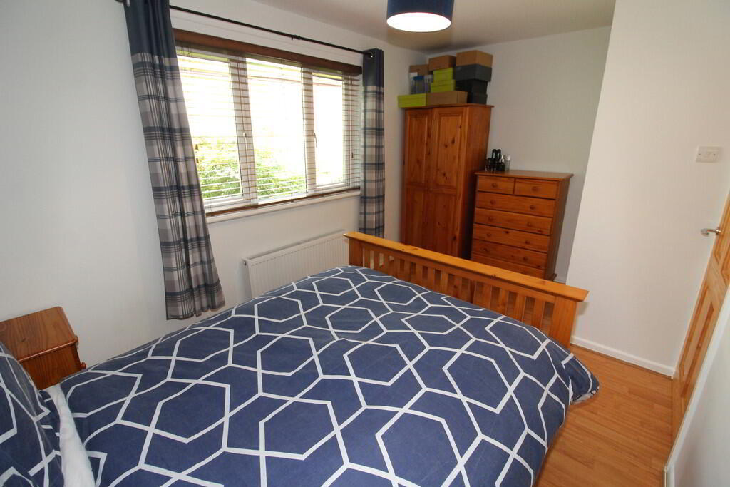 6 Somerton Close 13 of 18