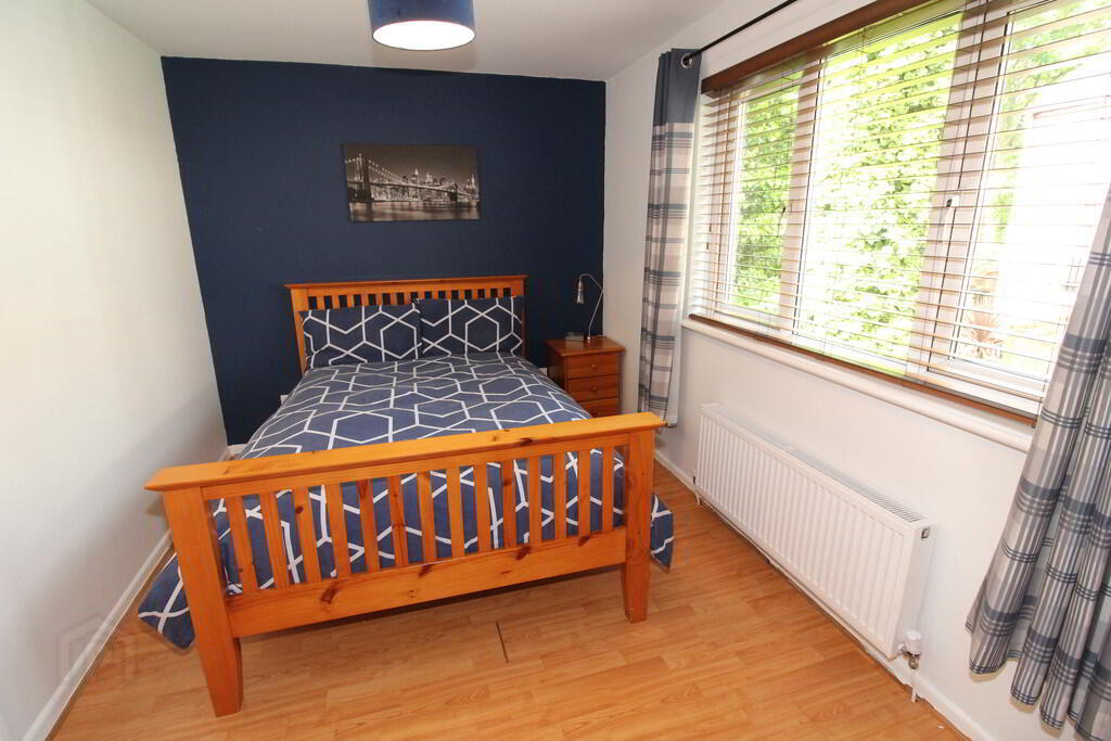 6 Somerton Close 12 of 18