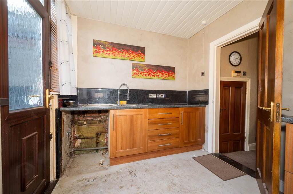 36 Kitchener Street 6 of 14