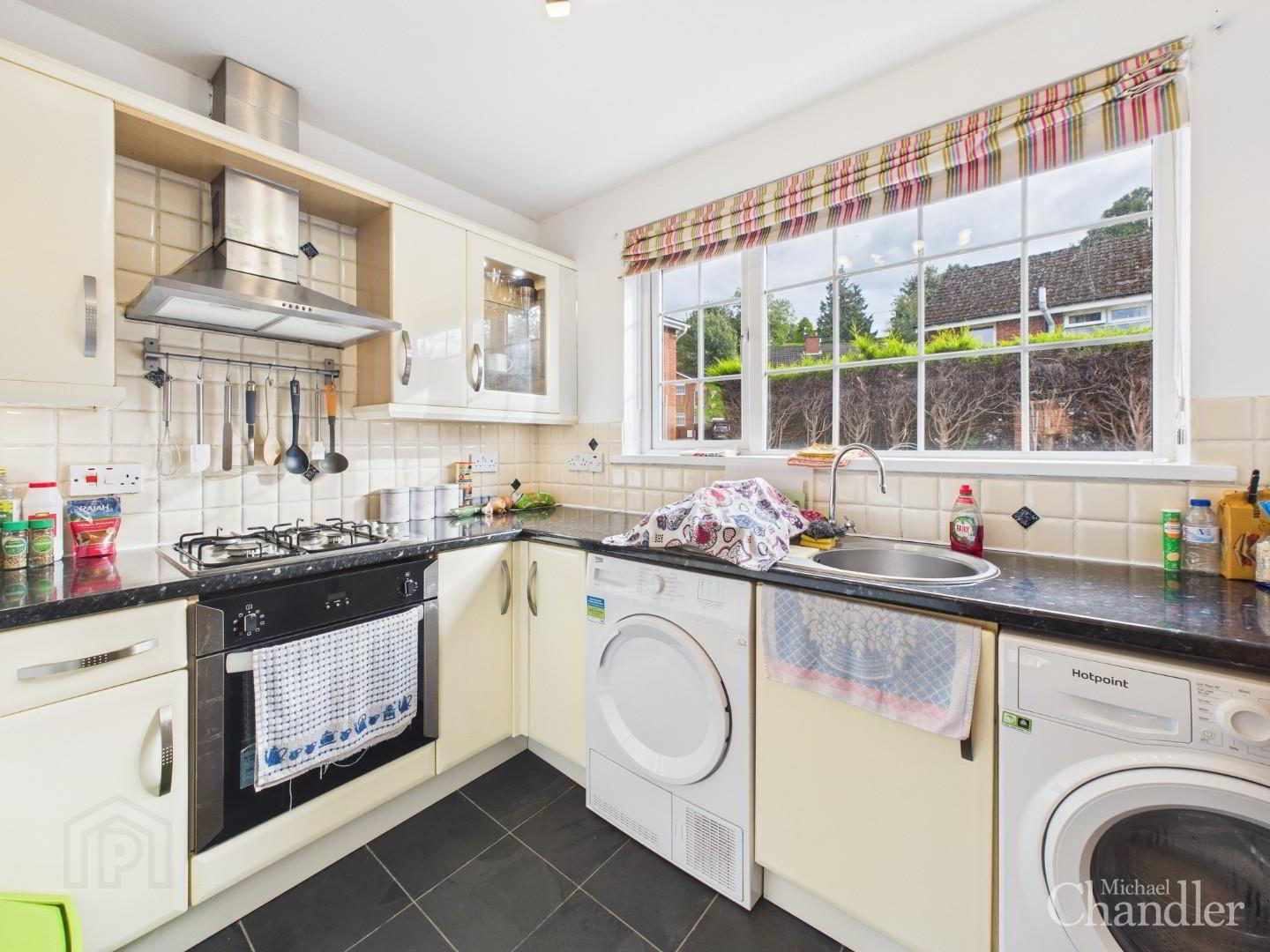 21b Dundonald Heights 4 of 9