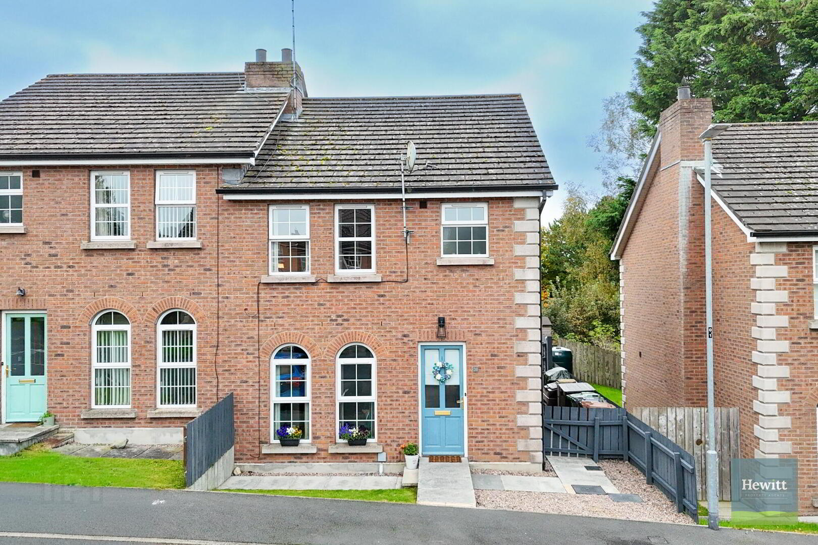 28 Green Park Drive 1 of 31