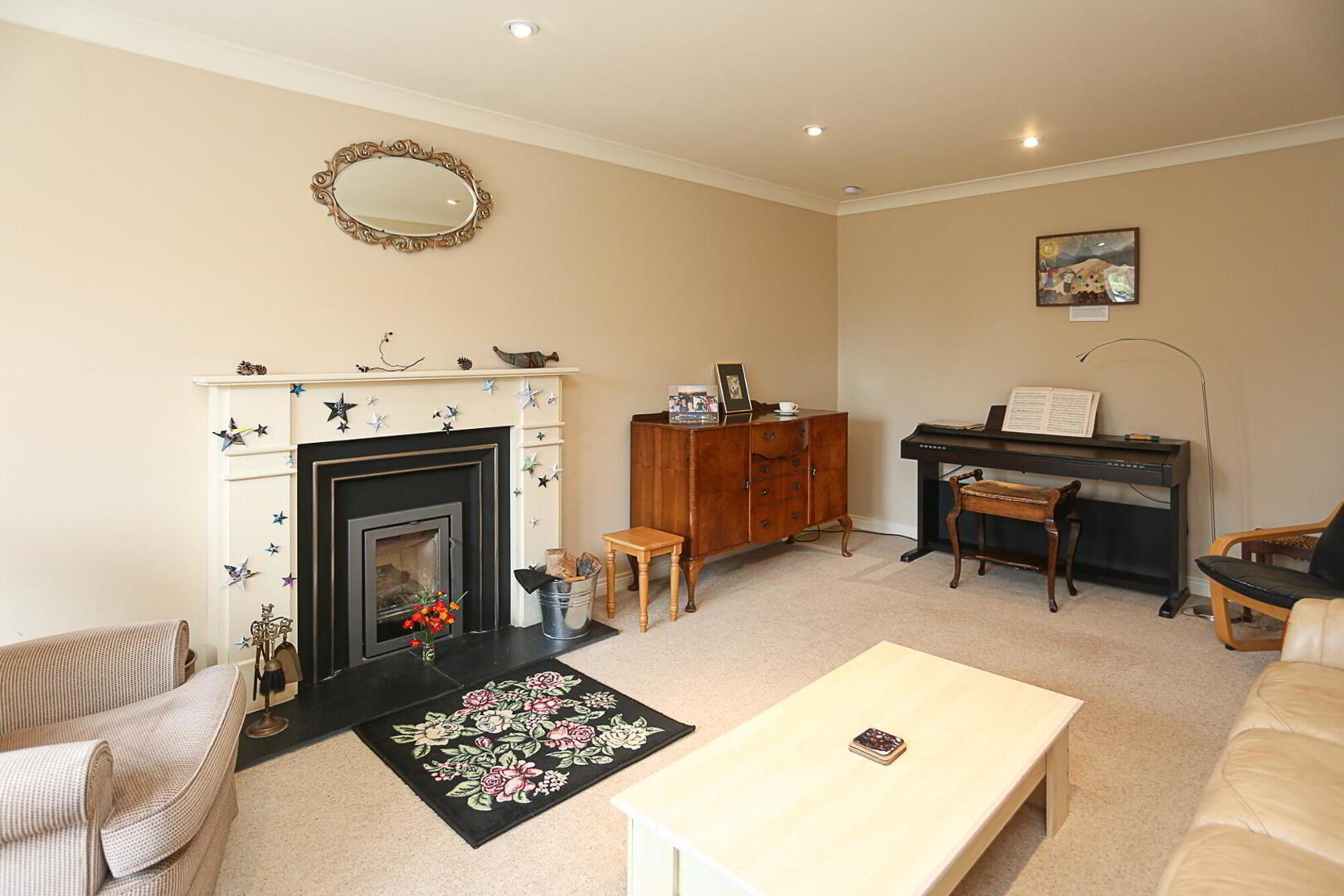 1 Seaforth Close 2 of 16